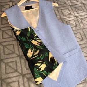 ASOS Men’s light blue slim fit vest NWOT